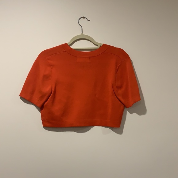 Women’s Tops - Picture 4 of 4